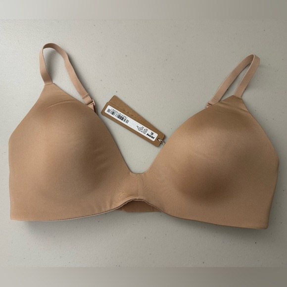 Skims Wireless Form Lightly Lined T-Shirt Bra in Clay Size 34C - Picture 3 of 8